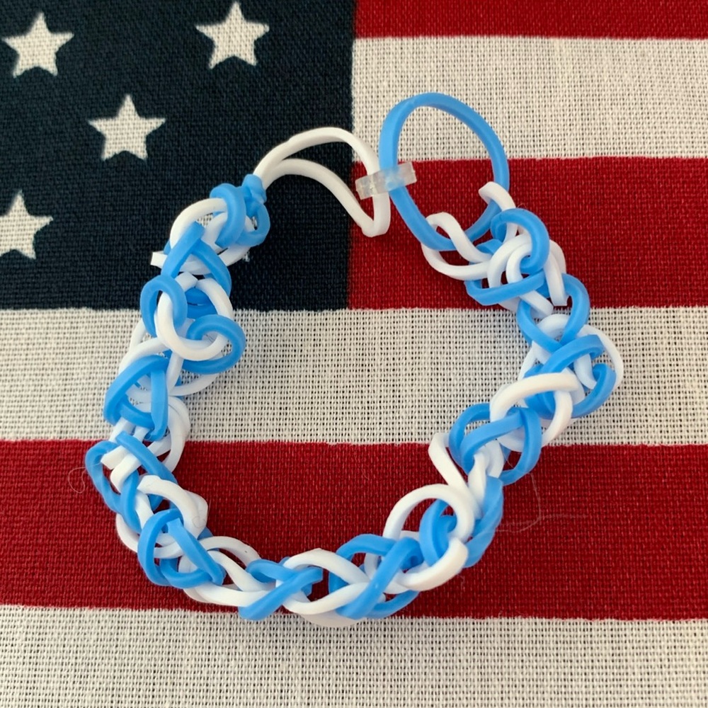 Raindrop — handmade bracelet — •~Natalie ~•